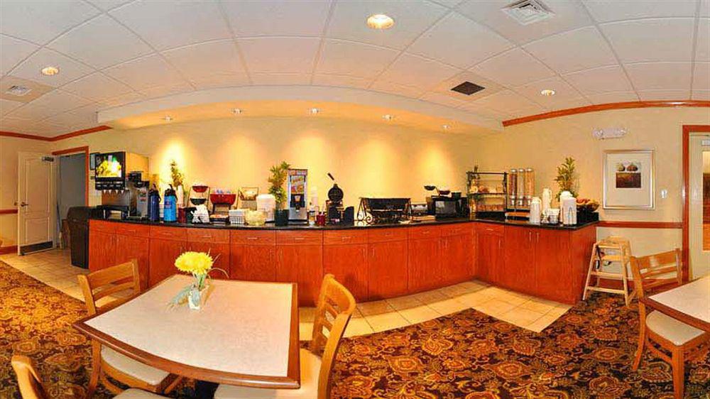 Comfort Inn & Suites Dothan Exterior photo
